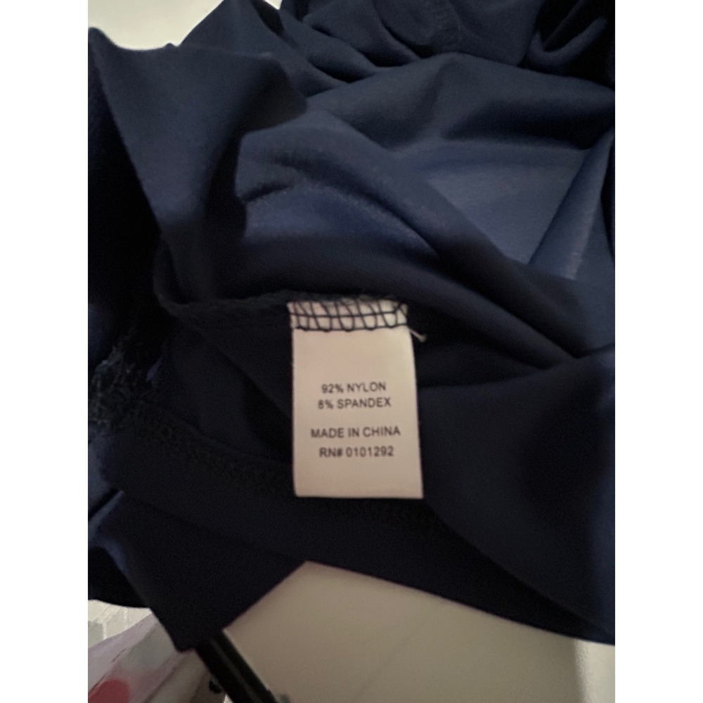 Lulu-B Navy Blue Sleeveless Notched V-Neck Stretch Top Size Medium - Picture 2 of 4